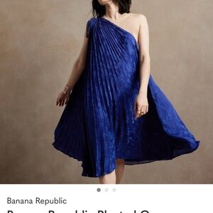 Banana Republic Radiant One Shoulder Dress